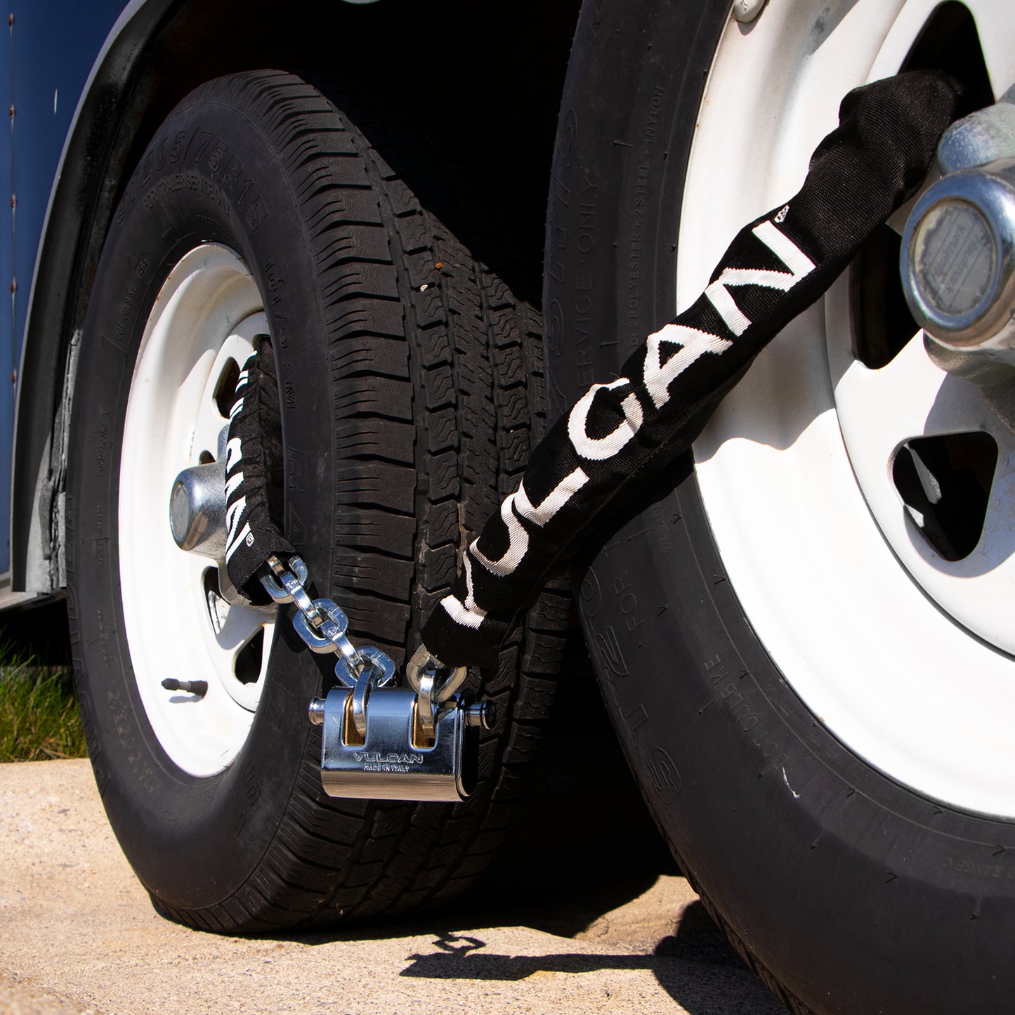 VULCAN Viro Panzer Security Lock For 3/8 Inch Chain - Premium Case-Hardened - Cannot Be Cut with Bolt Cutters or Hand Tools