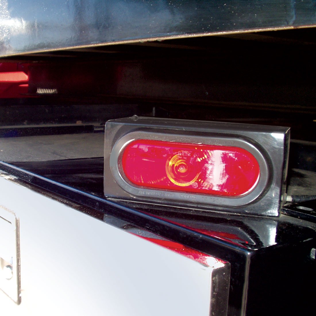 Single Oval Mounting Box - Black Steel