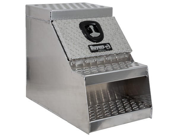 Buyers Aluminum Step Box - Heavy Duty - Diamond Tread - 24 x 28 x 18 Inches