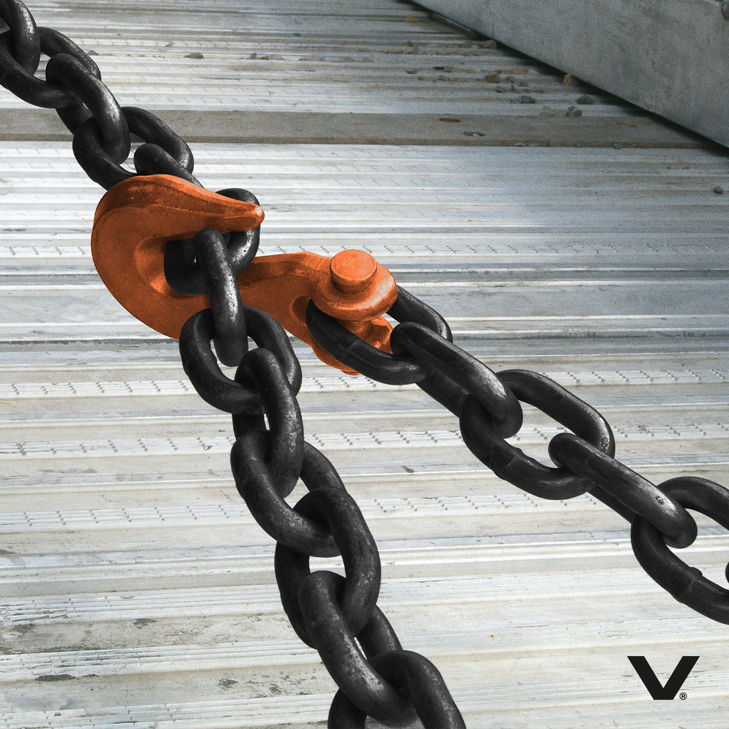 VULCAN Binder Chain Tie Down with Grab Hooks - Grade 80 - 3/8 Inch x 20 Foot - 7,100 Pound Safe Working Load