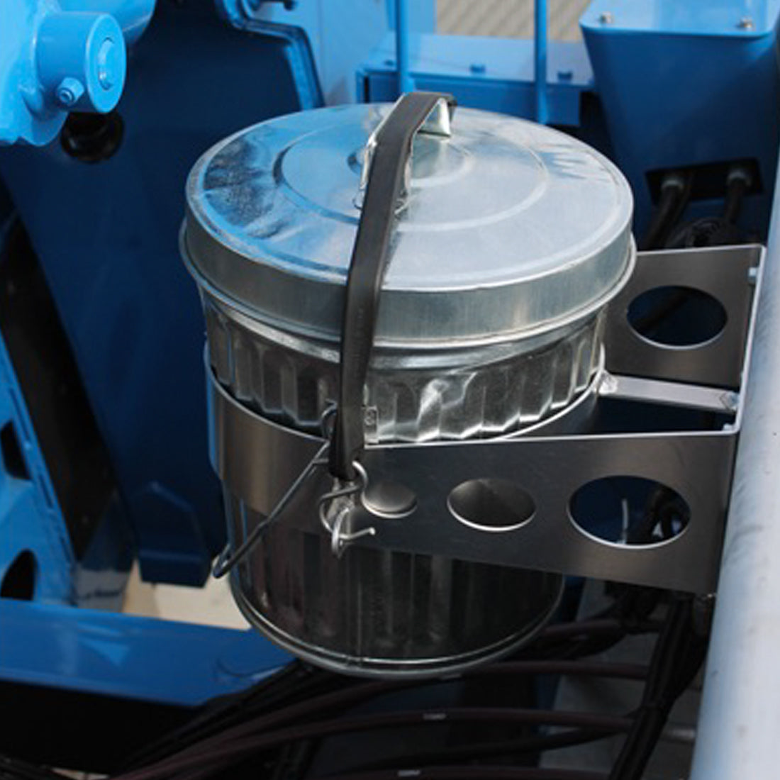 In The Ditch 4 Gallon Trash Can Mounts For Carriers
